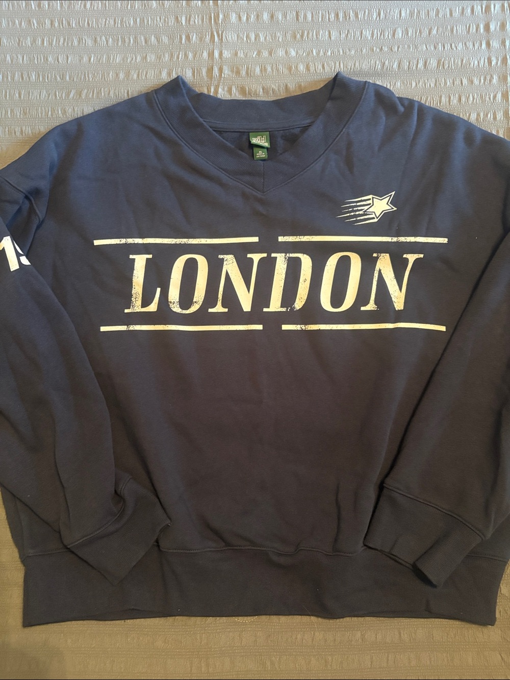 Wild fable London Graphic Crewneck Sweater - Navy